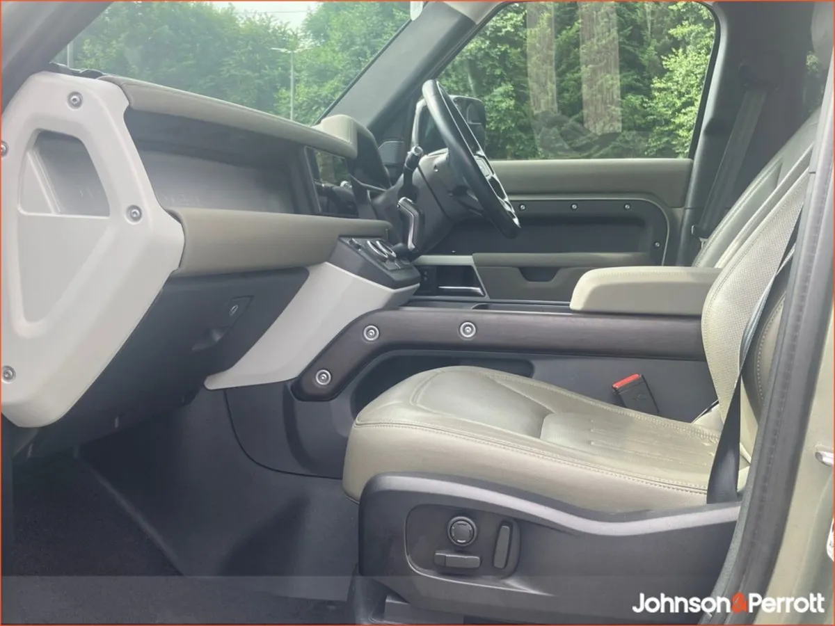 Land Rover Defender 5dr 110 2.0 Si4 Phev S - Image 4