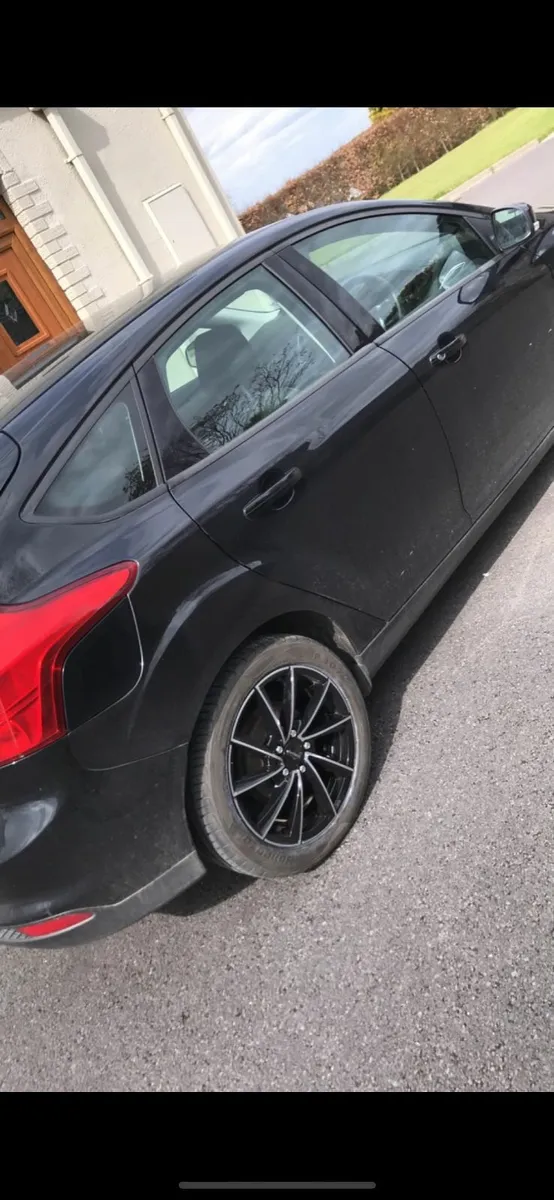 Ford Focus 2013 1.6L - Image 3