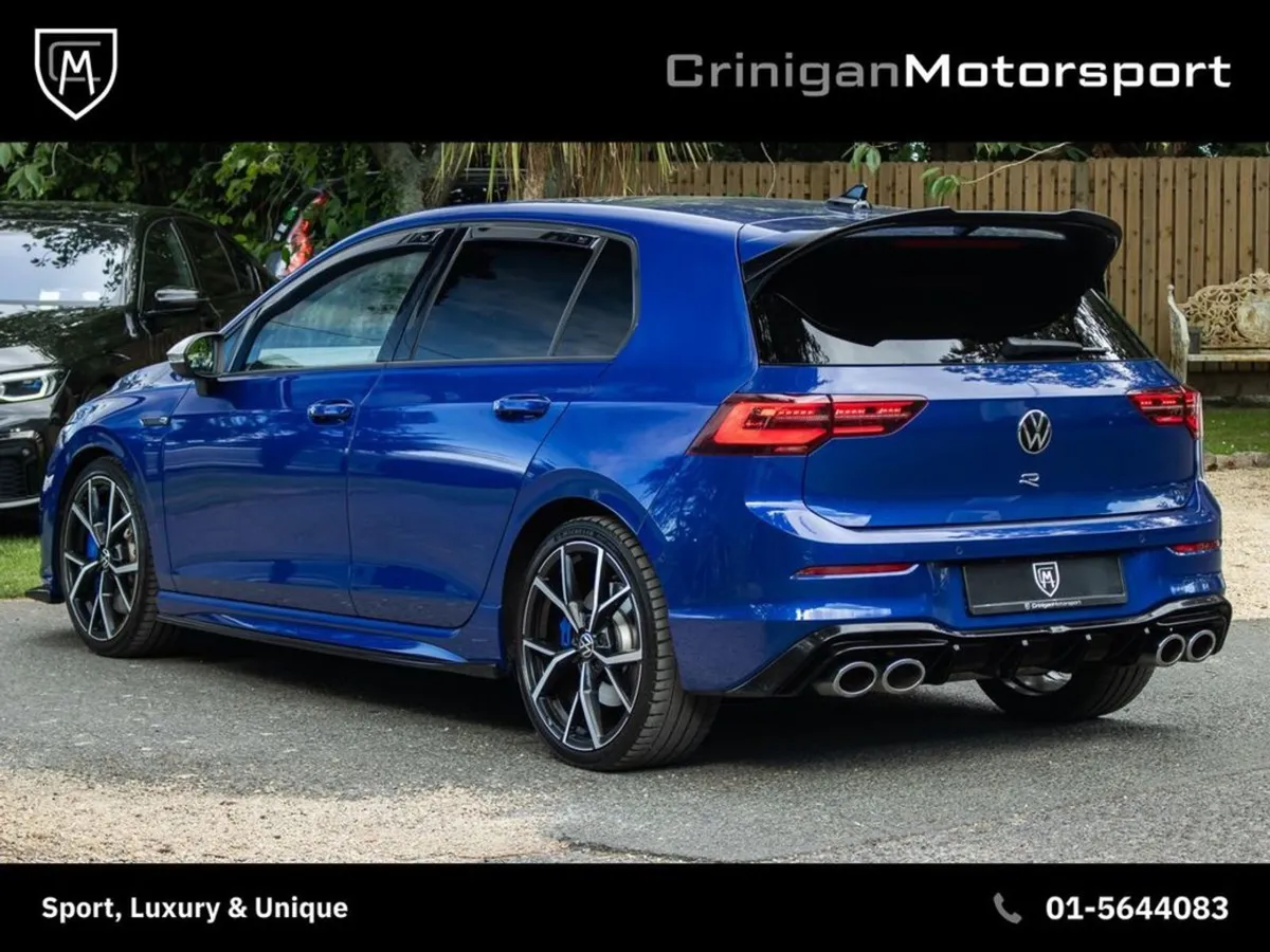 Volkswagen Golf R 320hp Performance Pack 4motion - Image 2