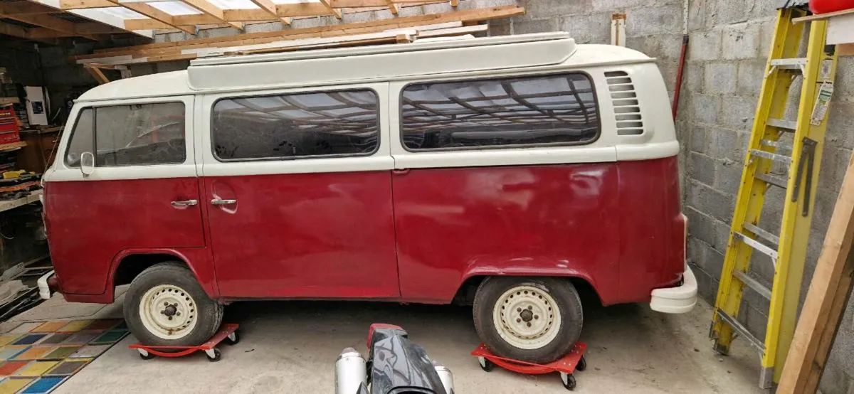 Volkswagen  t2 1977 - Image 1