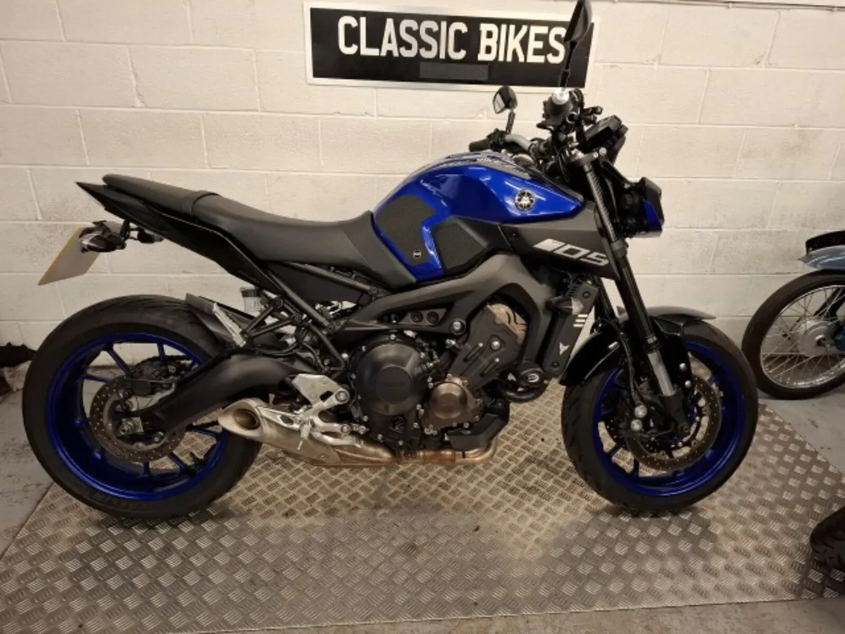 Yamaha MT09 2018 - Image 1