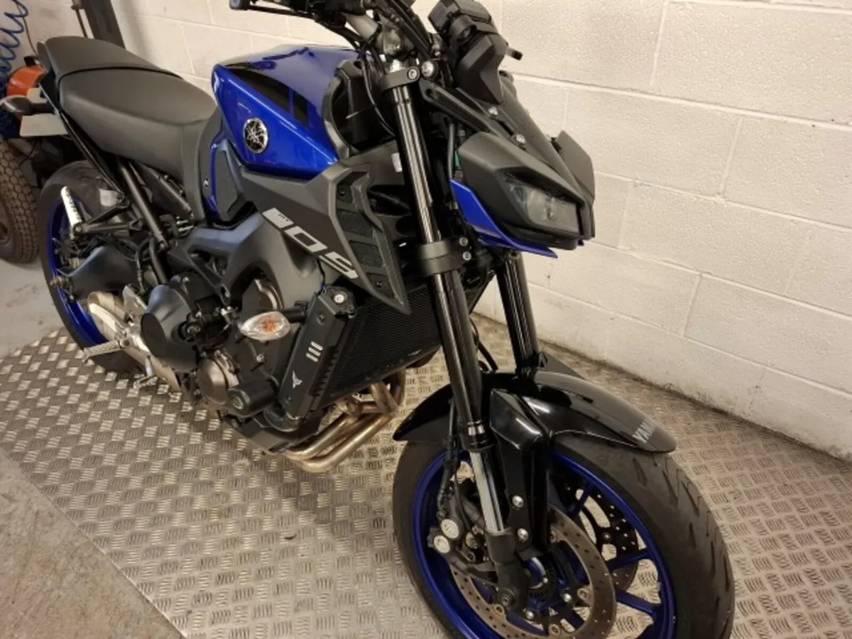 Yamaha MT09 2018 - Image 2