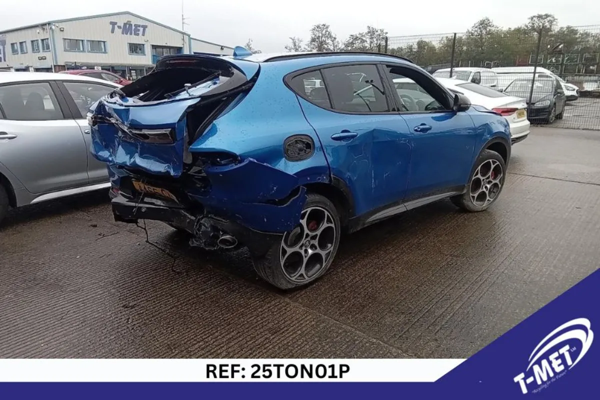 2023 ALFA ROMEO TONALE BREAKING FOR PARTS - Image 4