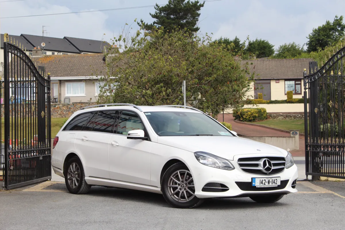 Mercedes-Benz E-Class 2014 Auto *Warranty* - Image 1