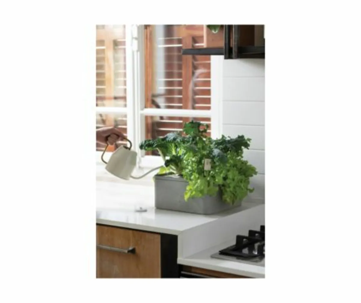 Pots & Planters Farm Box - Image 1