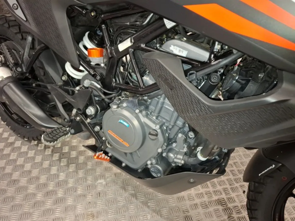 KTM 390 Adventure 2021 - Image 4