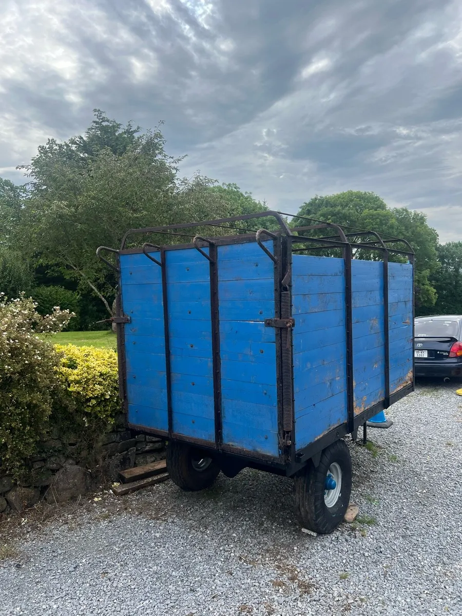 9.5 x 5.5 cattle +sheep trailer - Image 3