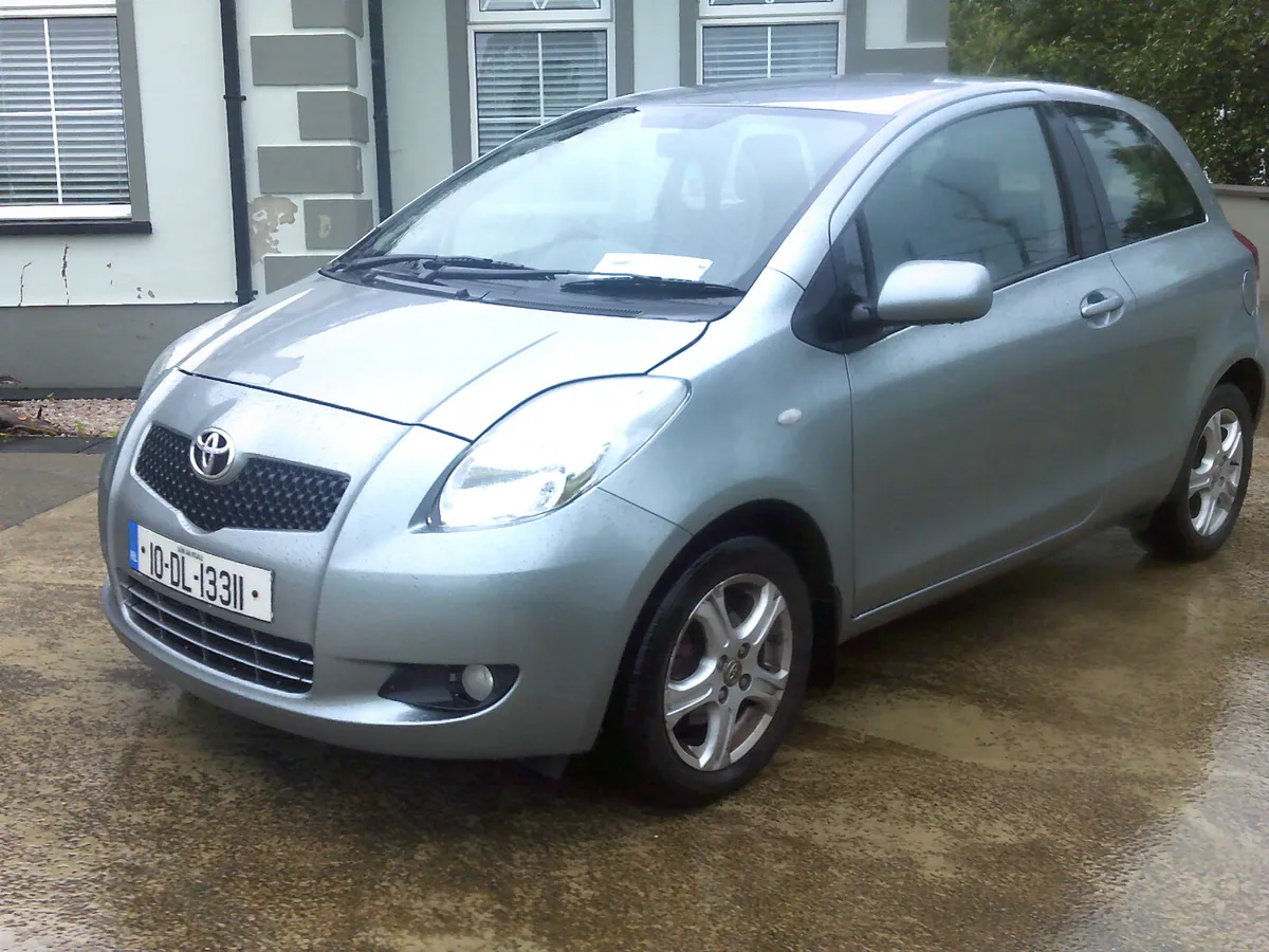 Toyota Yaris 2010 - Image 3