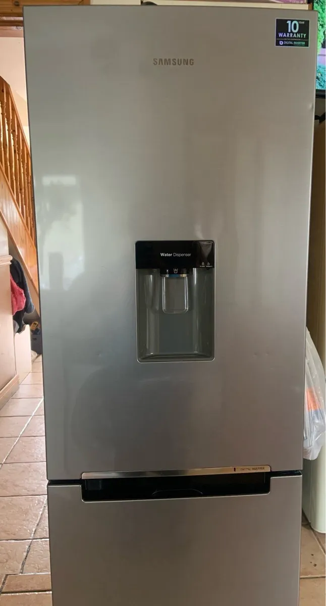 Samsung fridge - Image 4