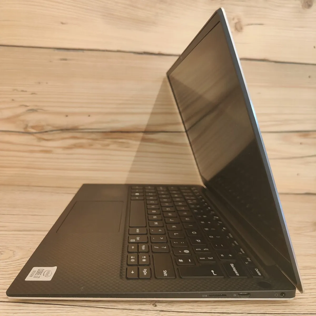 Dell XPS / Intel I7 10th Gen/ 512Gb SSD/ - Image 3