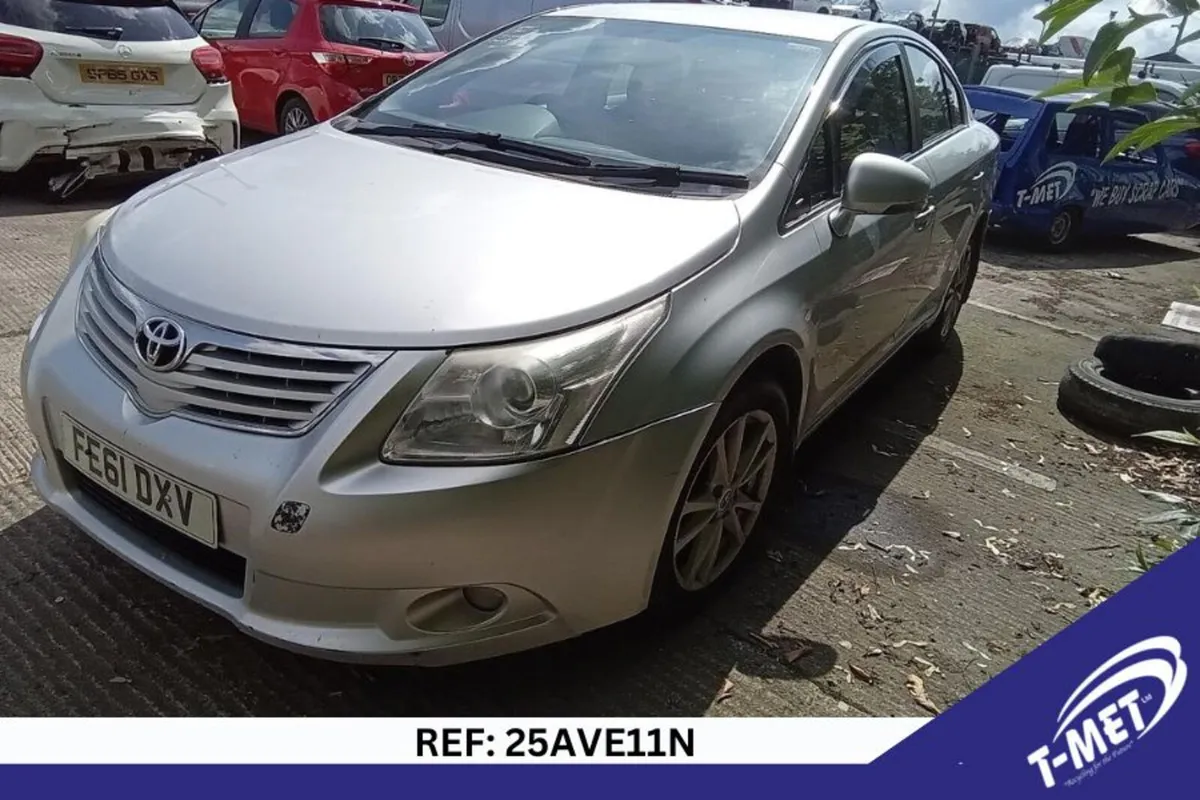2011 TOYOTA AVENSIS BREAKING FOR PARTS - Image 1