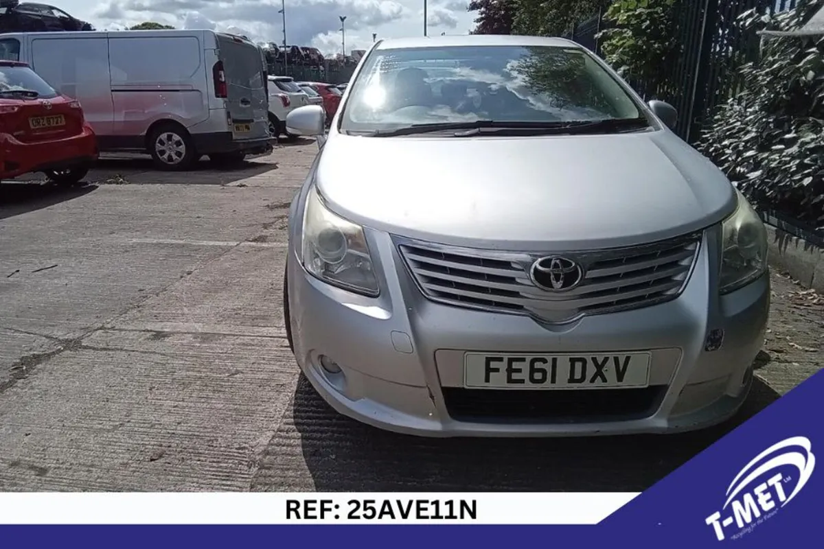 2011 TOYOTA AVENSIS BREAKING FOR PARTS - Image 2