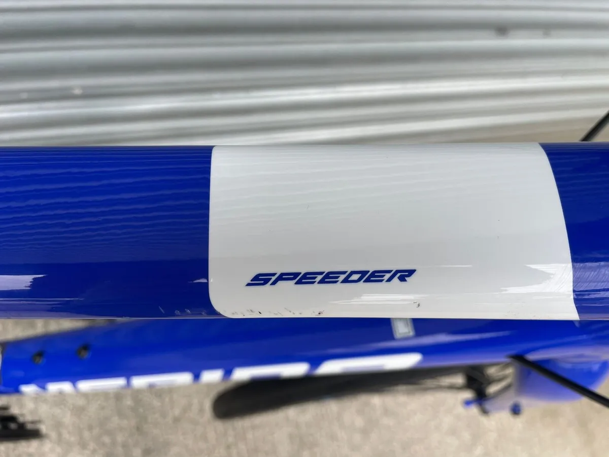 Merida speeder 100D hybrid bike (As new) - Image 3