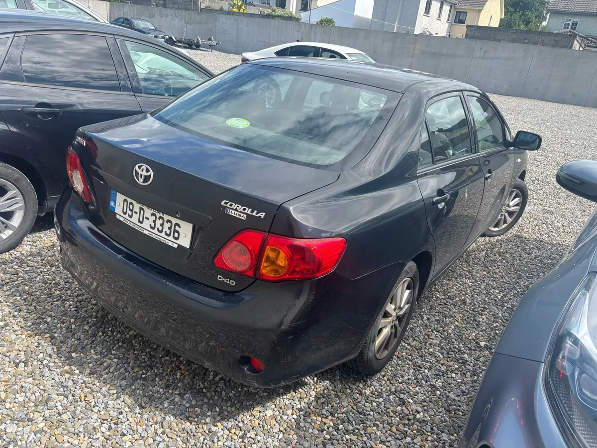 2009 Toyota Corolla - Image 3