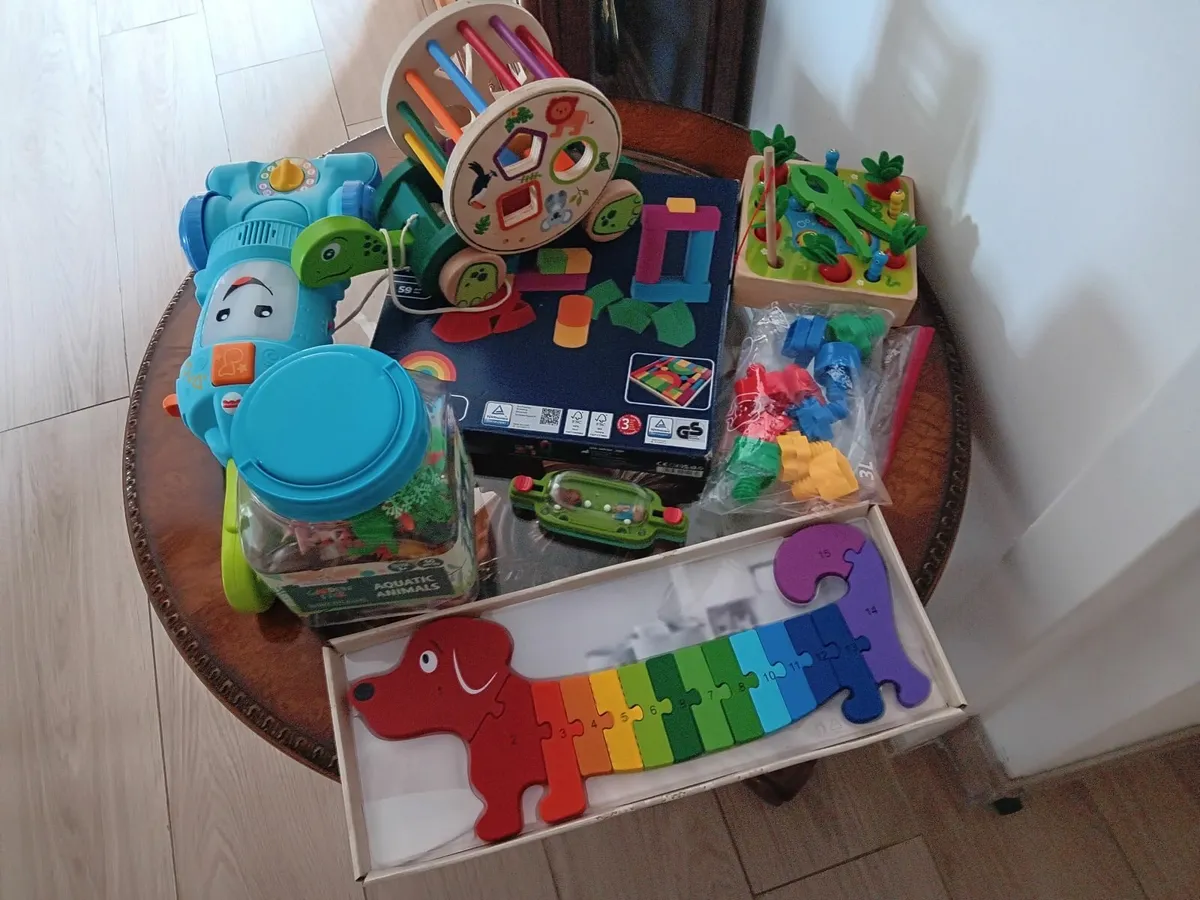 Toys - Image 1