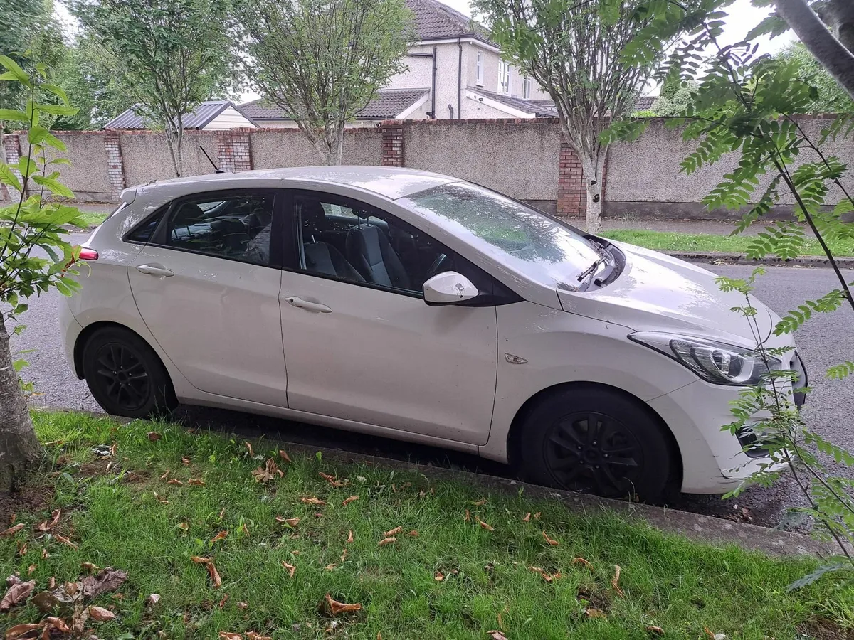 Hyundai i30 2013 - Image 2