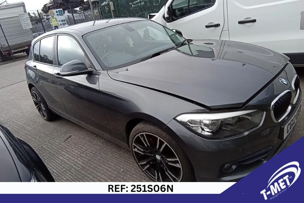2016 BMW 1 SERIES BREAKING FOR PARTS - Image 1