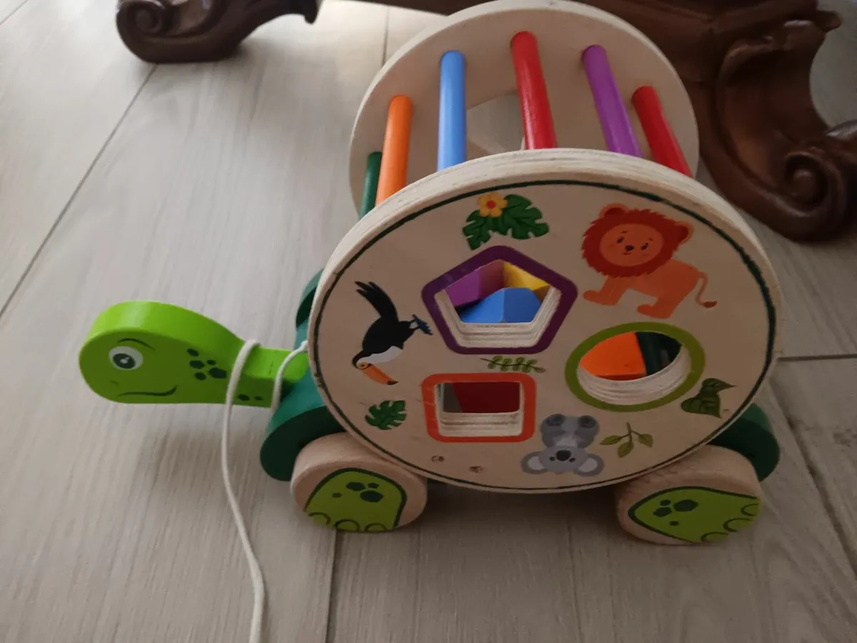 Toys - Image 2