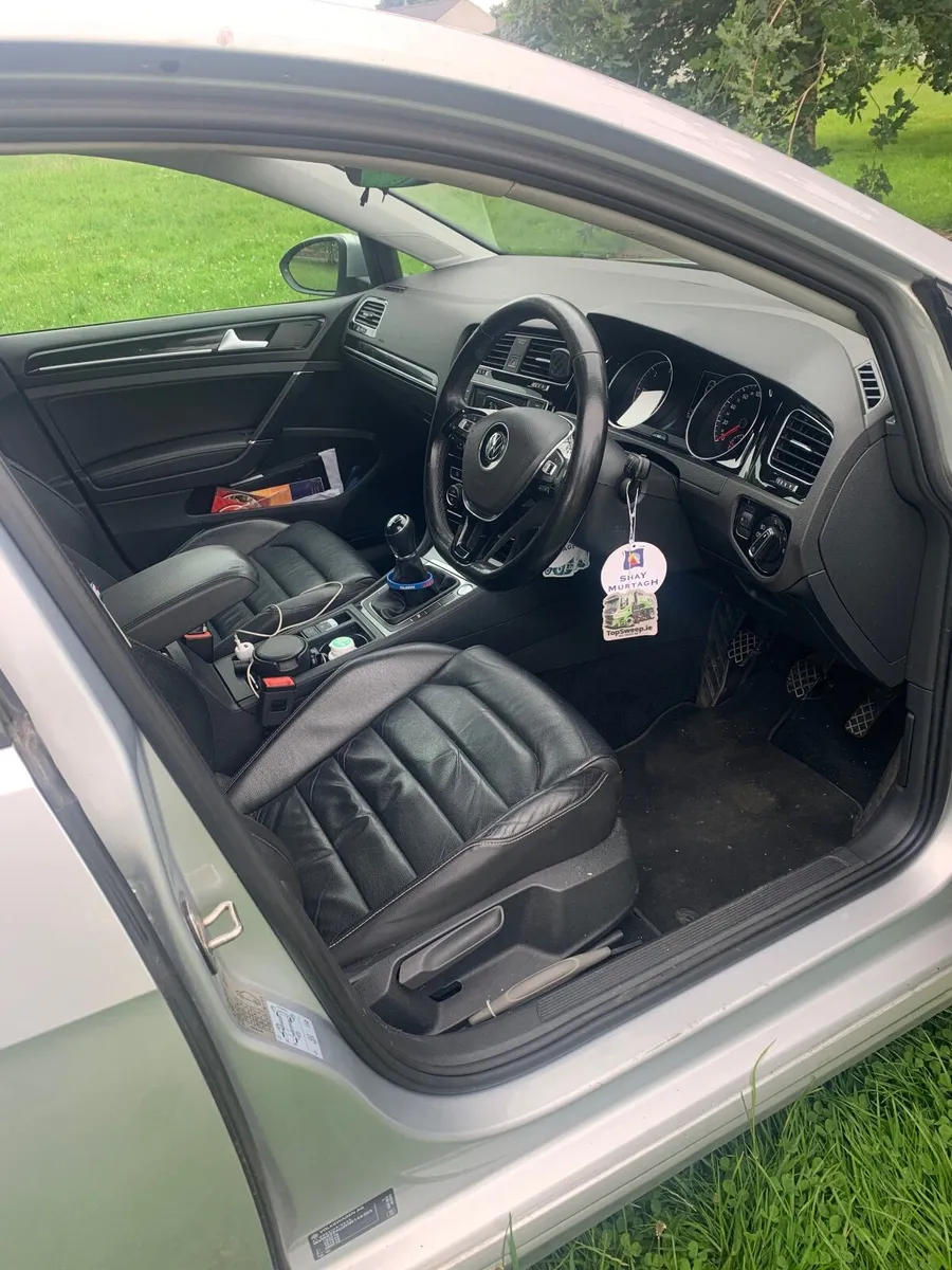 Volkswagen Golf 2017 - Image 2