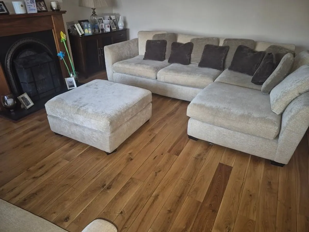 Sofa - Image 4
