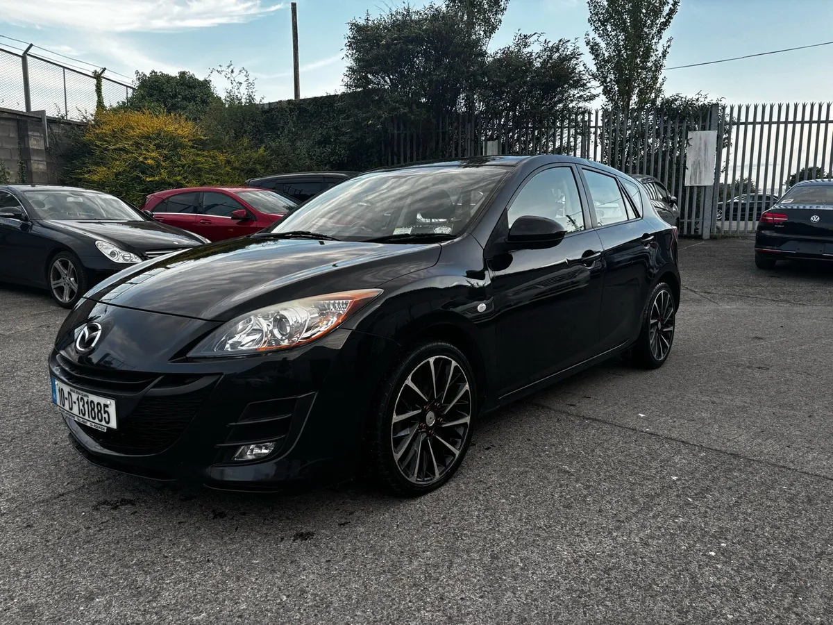 Mazda 3 **Top Spec** Heated Seats, Alloy Wheels - Image 1