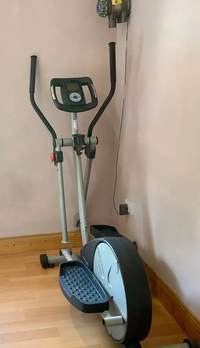 Treadmill - Image 1