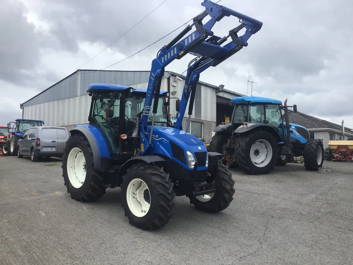 New Holland T5 100s With Rossmore Loader - Image 4