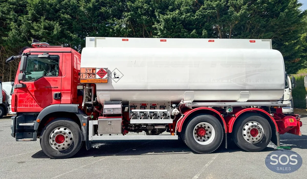 2012 MAN TGM 26.340 Rigid Tanker - Image 2