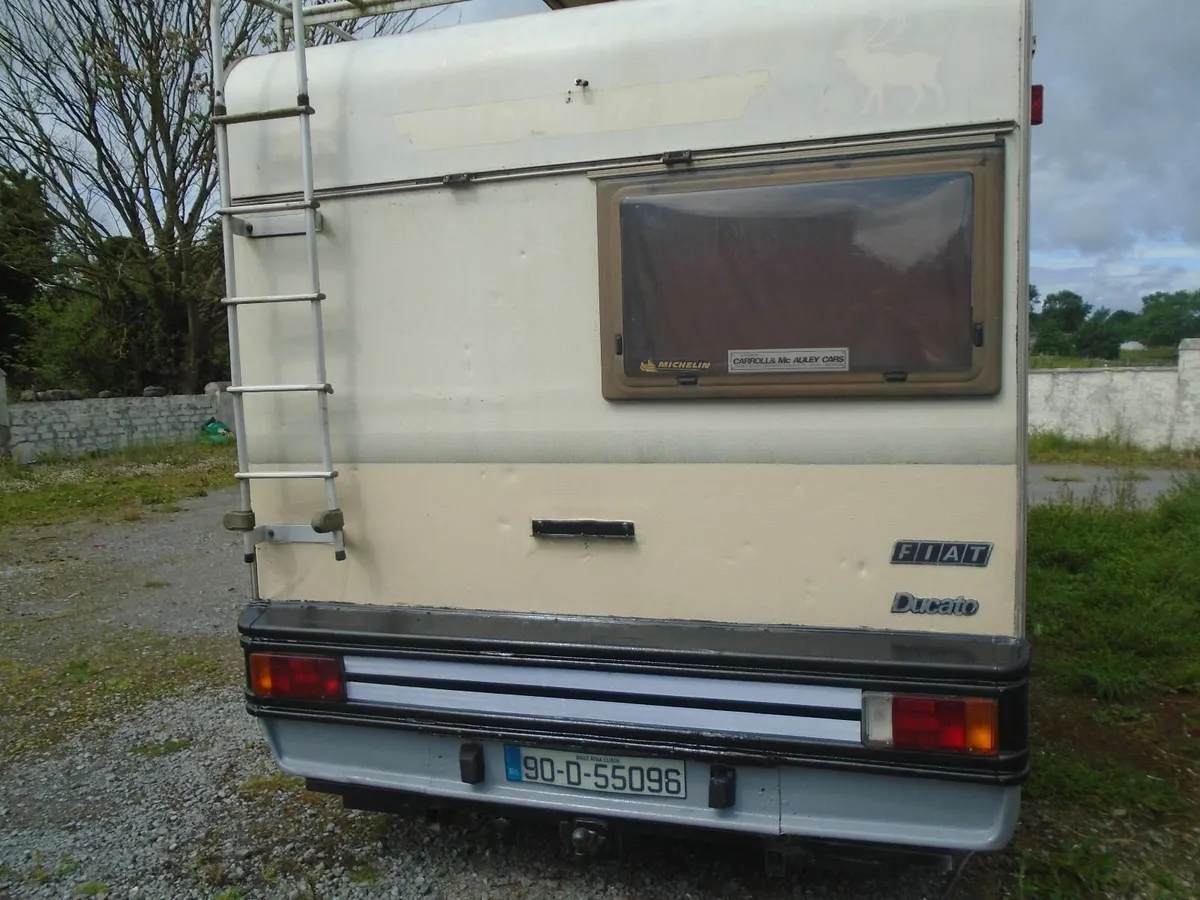 5/6 Berth Fiat Ducato Motor Home - Image 3