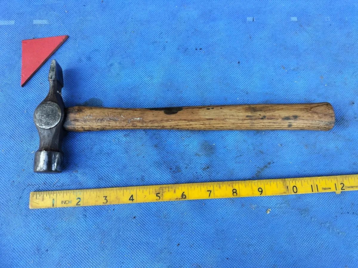 Stanley 10oz Warrington Hammer - Image 1