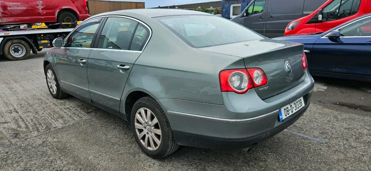 VOLKSWAGEN PASSAT TSI - Image 4