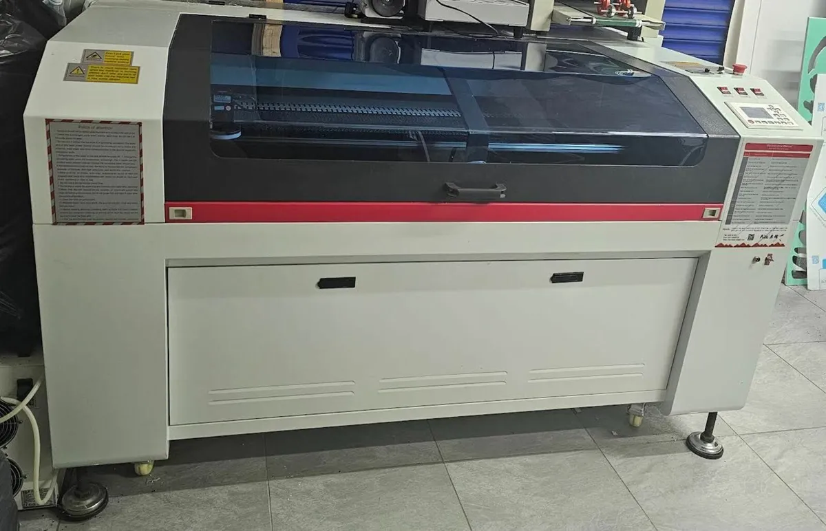 Laser Cutting & Engraving Machine – NEVER USED