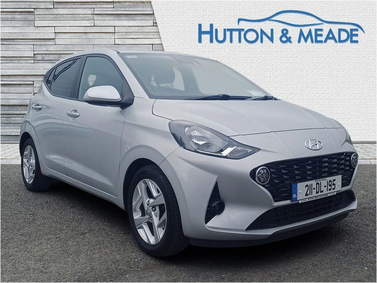 Hyundai i10 Delux Auto 1.0 Petrol 5dr - Image 1