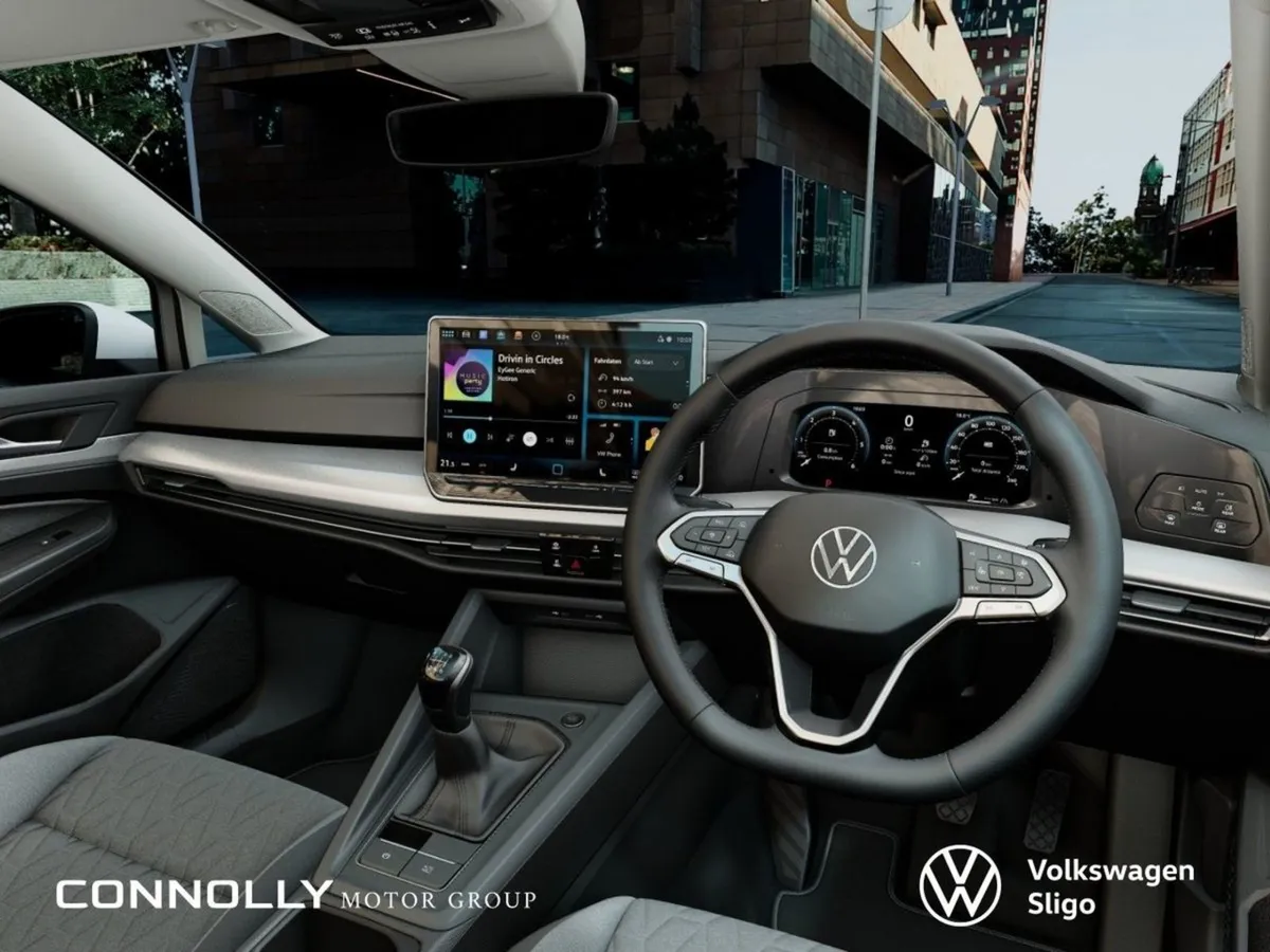 Volkswagen Golf Edition 75 2.0tdi 116HP - Image 2