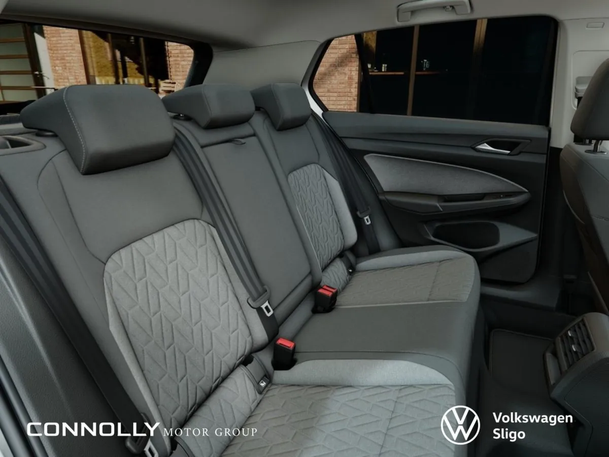 Volkswagen Golf Edition 75 2.0tdi 116HP - Image 4