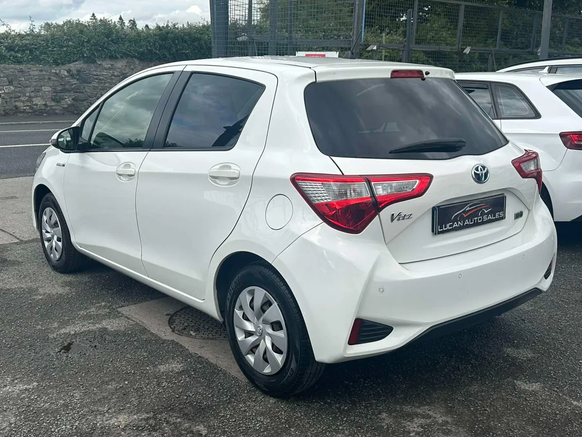 2018 Toyota Yaris / Vitz AUTOMATIC Low Mileage - Image 4