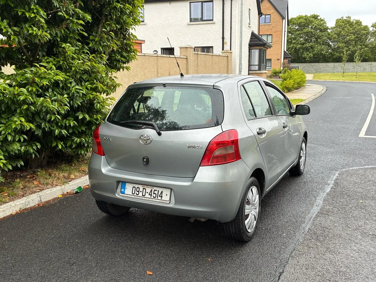 09 Toyota Yaris 1.0petrol Manual New Nct low km - Image 4