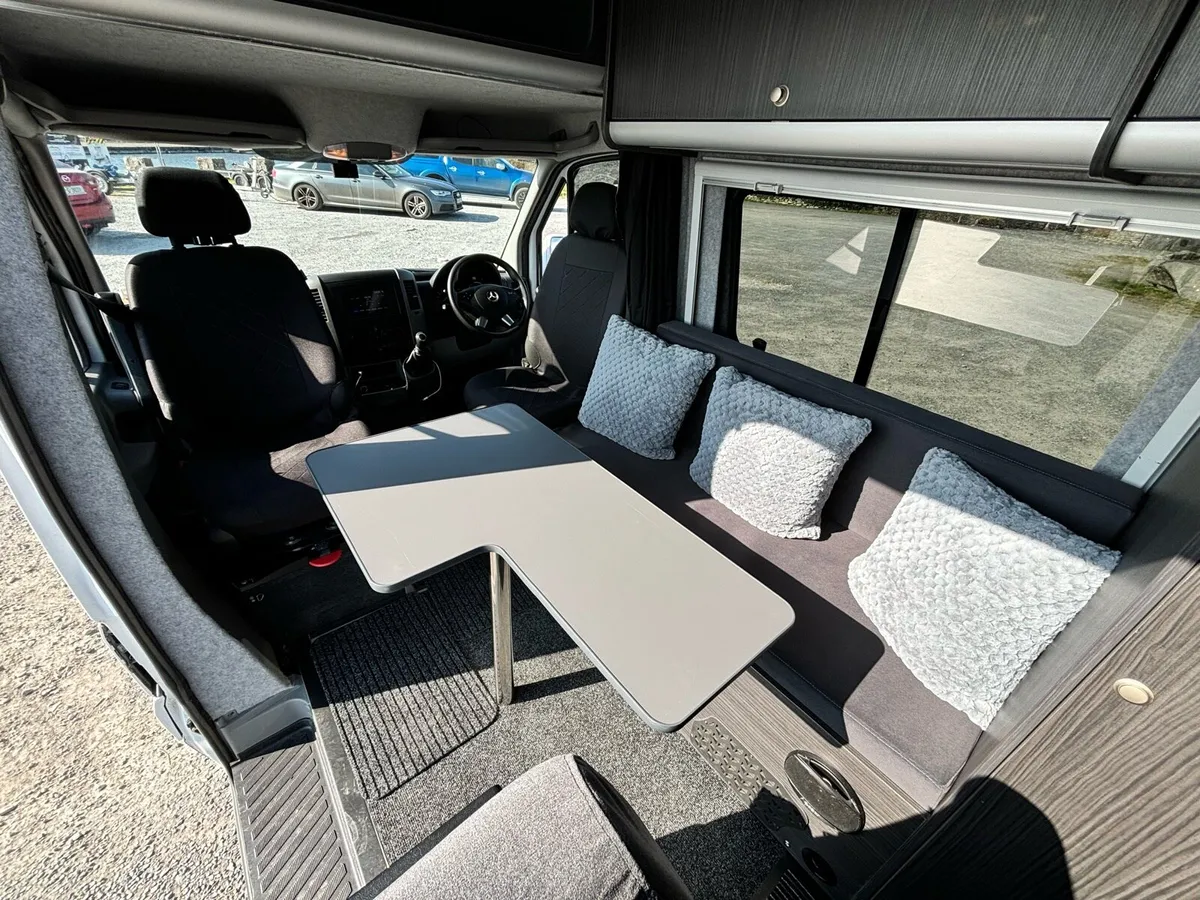 Mercedes Sprinter 316 Camper van - Image 4