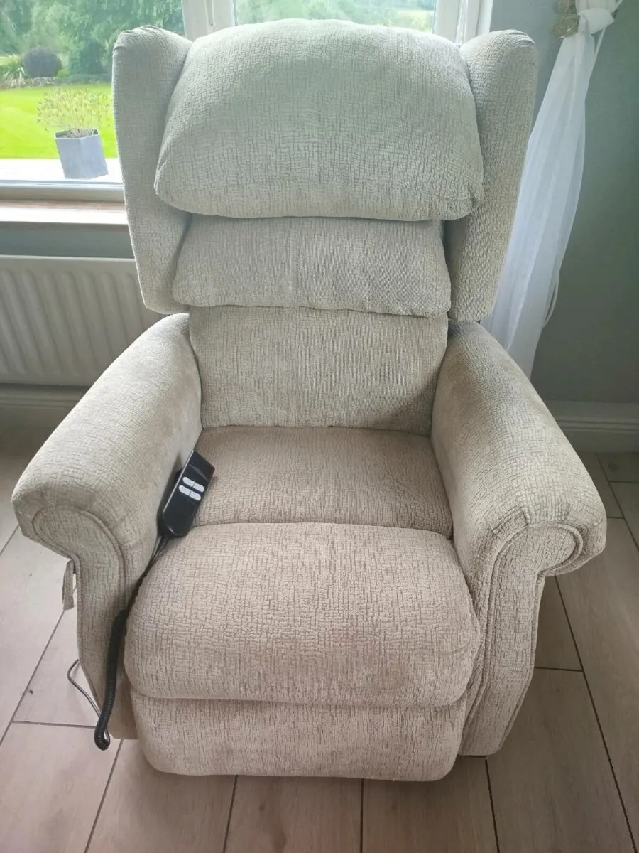 Riser recliner armchair - Image 1