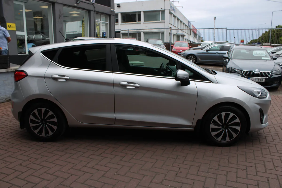 FORD FIESTA 1.0T TITANIUM 125BHP MHEV 5DR HATCHBAC - Image 3
