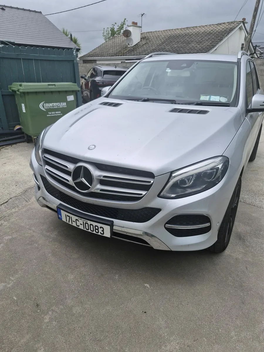 Mercedes GLE250D - Image 1