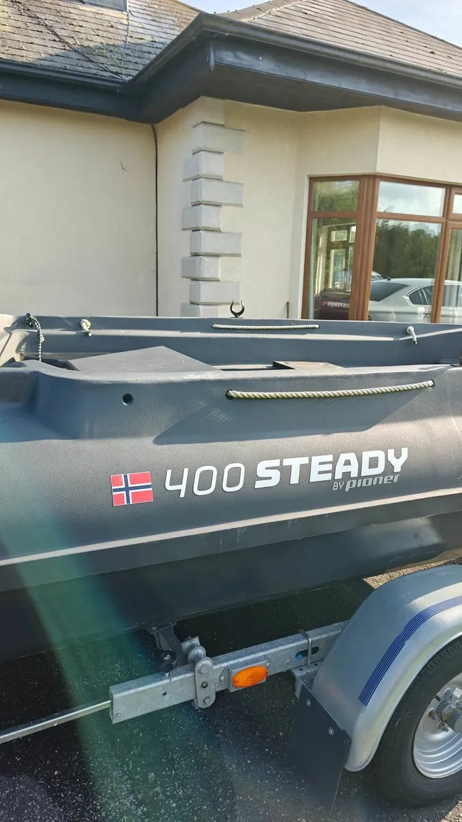 Boat, Engine and Trailer - Pioneer Steady 400 - Image 3
