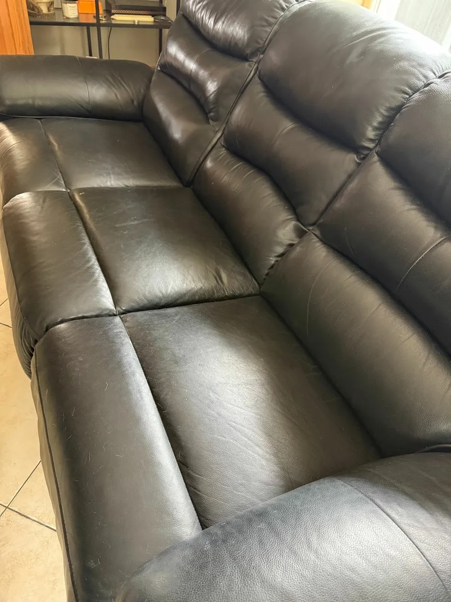 Black Leather Couch - Electric Recliner - Image 2