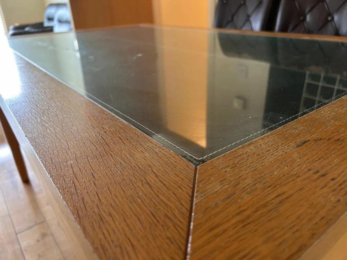 For Sale : Modern Oak and Glass Dining Table - Image 3