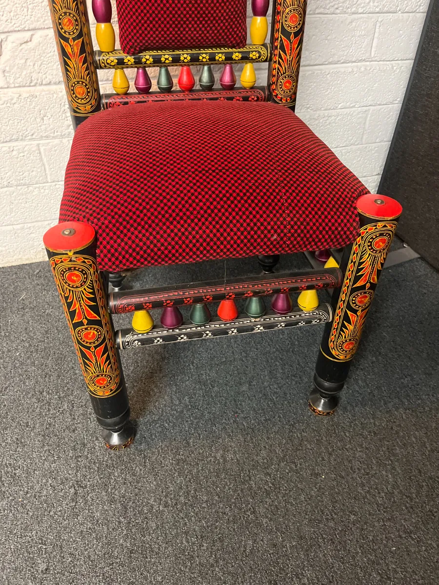 ORNATE CHINESE STYLE DINING CHAIRS - Image 4