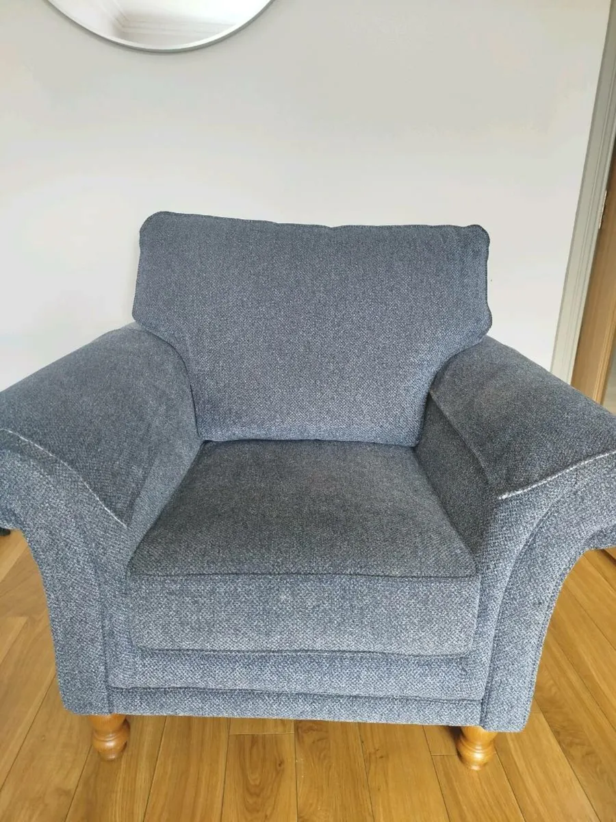 Armchair - Image 3