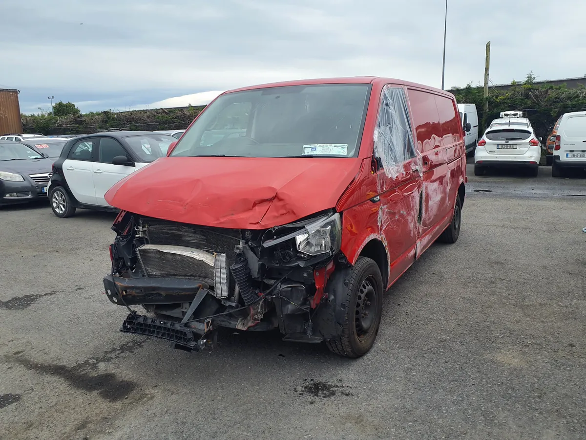 2018 vw transporter - Image 2