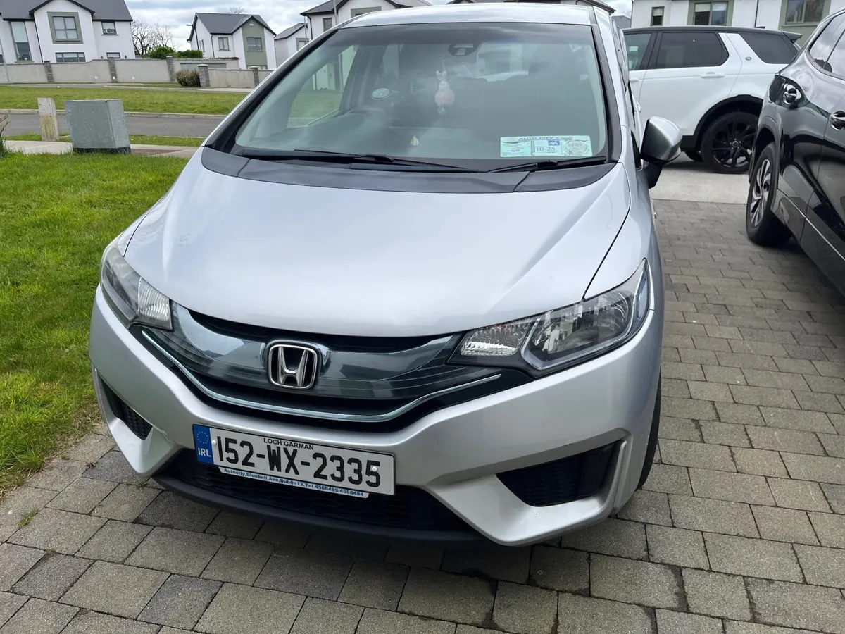Honda Fit 2015 - Image 2