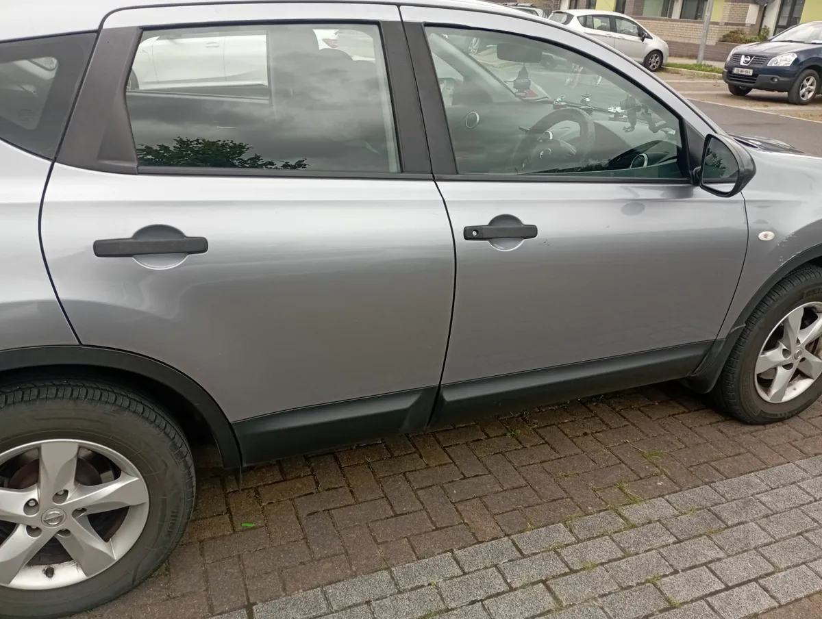 Nissan Qashqai 2011 - Image 3