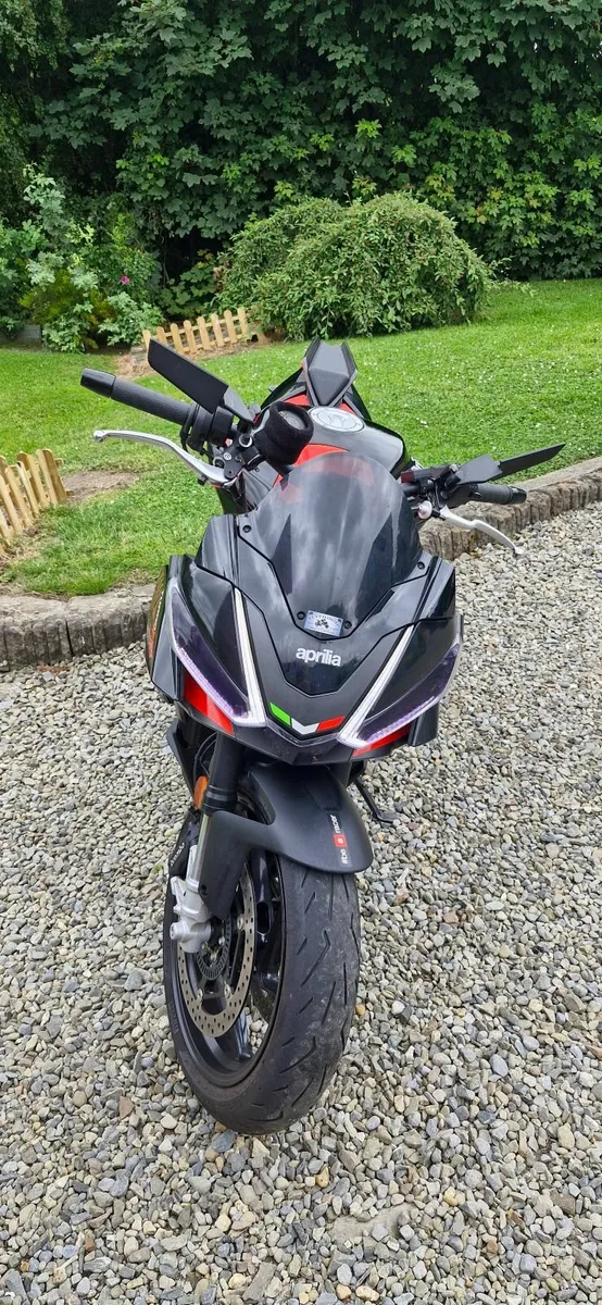 Aprilia  660 Tuono  Factory 2022 - Image 1
